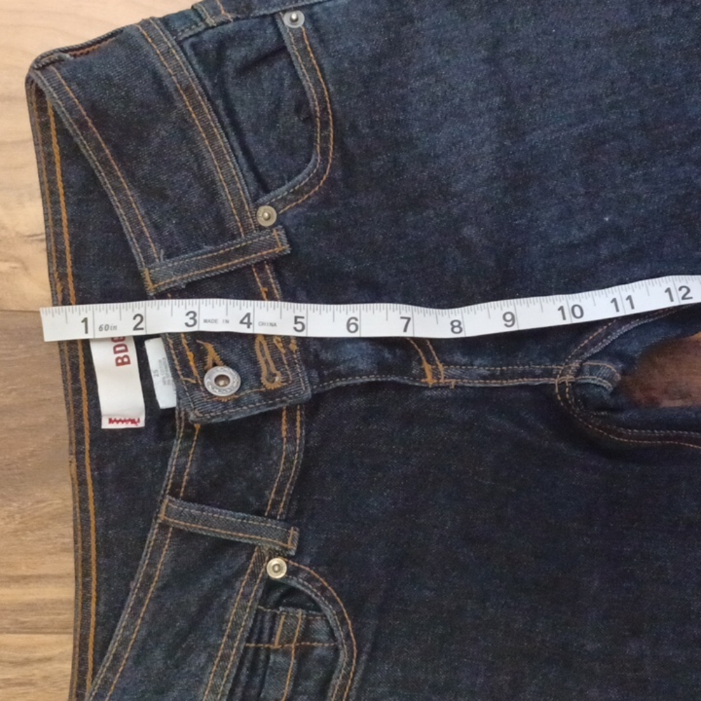 BDG Jeans Size 25 98% Cotton 2% Spandex Made U.S.A. Dark Blue Flare Jean - Picture 10 of 12